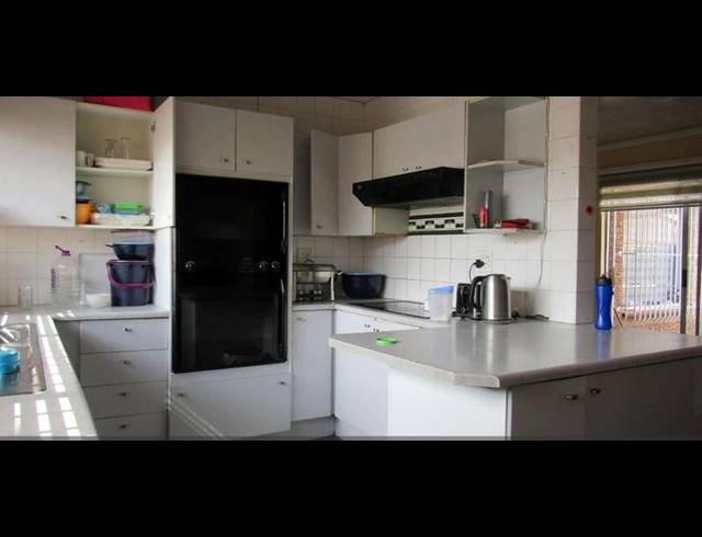 3 BEDROOM HOUSE FOR SALE IN WINCHESTER HILLS